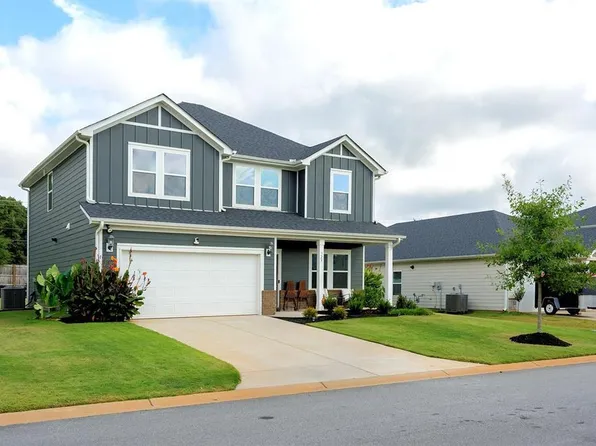 325 Roderick Ln, Greenville, SC 29605