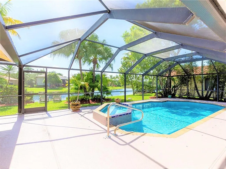 1230 Fairfax Ct — Photo 48