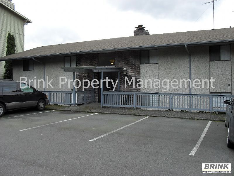 1st image of 9915 NE 119th St APT 306
