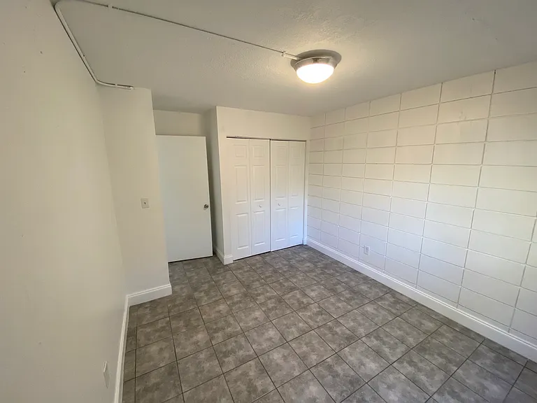 500 Rockpit Rd #5 — Photo 8