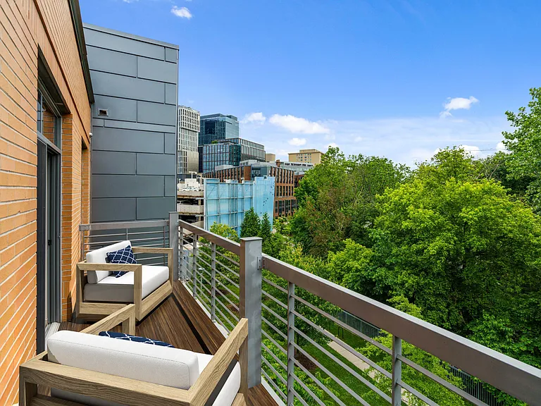 7001 Arlington at Bethesda — Photo 15