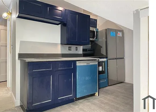 1 bed, 315 sqft, $2,150 — Photo 2