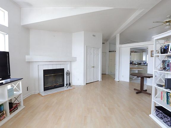 3rd image of 870 Camden Ave #29