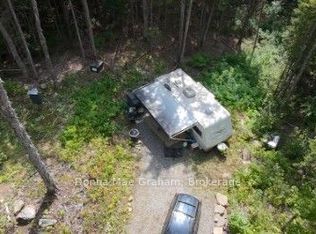 1171 W Chinook Dr, Highlands East, ON K0M 1R0