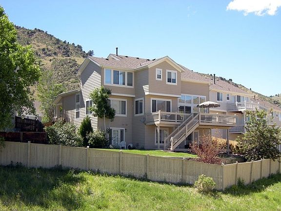 Two rear decks, hot tub, and walkout basement