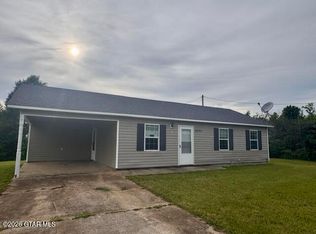 6095 Young Crossing Rd, Louisville, MS 39339