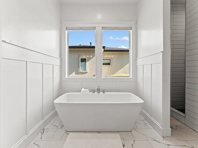 2635 N Yount Way — Photo 33