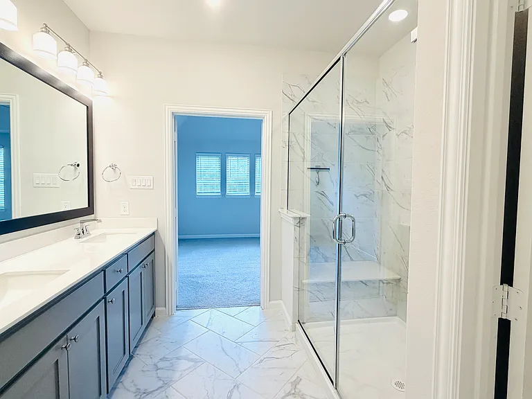 1924 McClane Dr — Photo 17