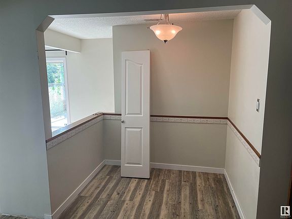 4th image of 53004 Range Road 15