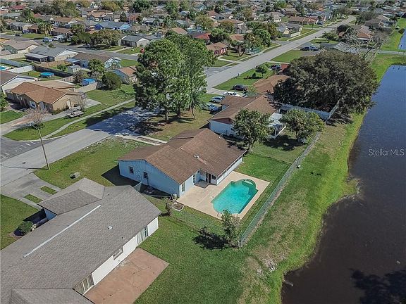 4th image of 540 Royal Palm Dr