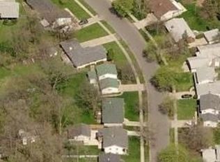 2720 S Deerfield Ave, Lansing, MI 48911