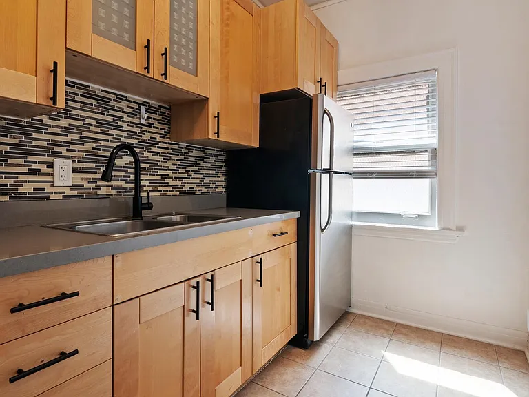 Brookmore - Premium Studio Apartment