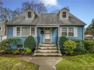 45 Florence St, Yonkers, NY 10704