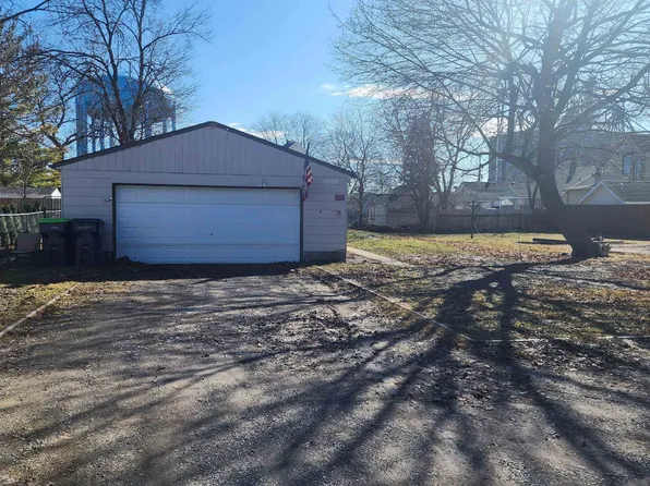 1908 Kosciuszko Ave, Bay City, MI 48708