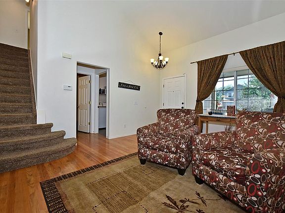 3rd image of 6055 Bow River Dr