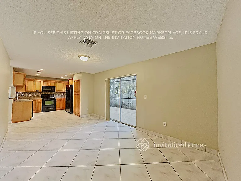 831 NW 98th Ave — Photo 5