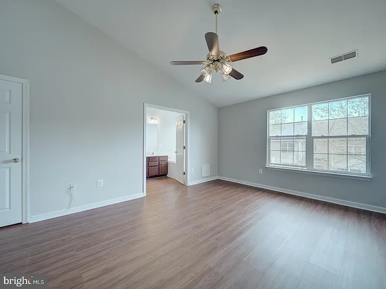 8241 Humphrey Ln — Photo 52