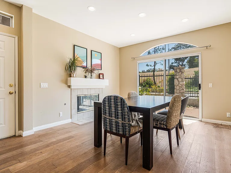 11529 Treeview Ct — Photo 4
