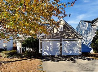 2011 Groundwater Pl, Raleigh, NC 27610