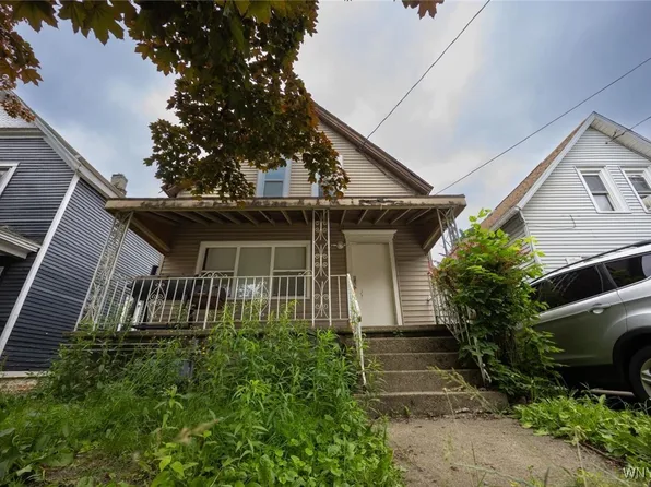 34 Schiller St, Buffalo, NY 14206