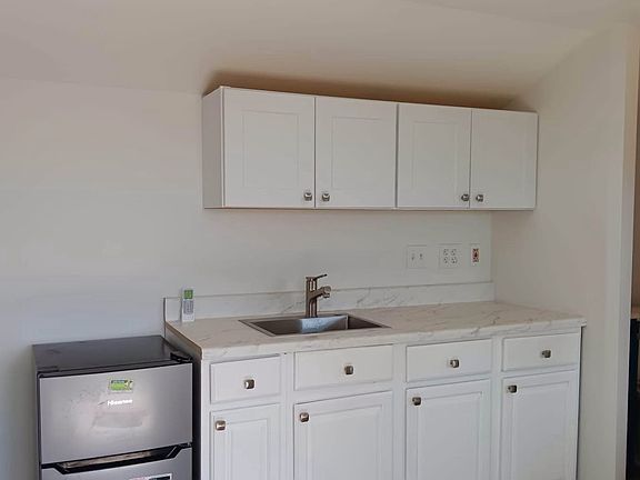 4th image of 1510 Egan Dr