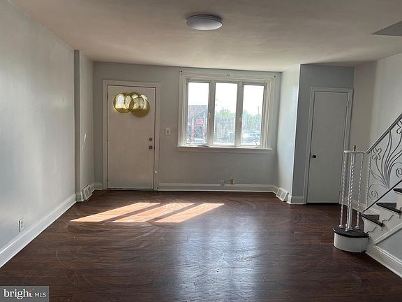 5th image of 3023 Devereaux Ave