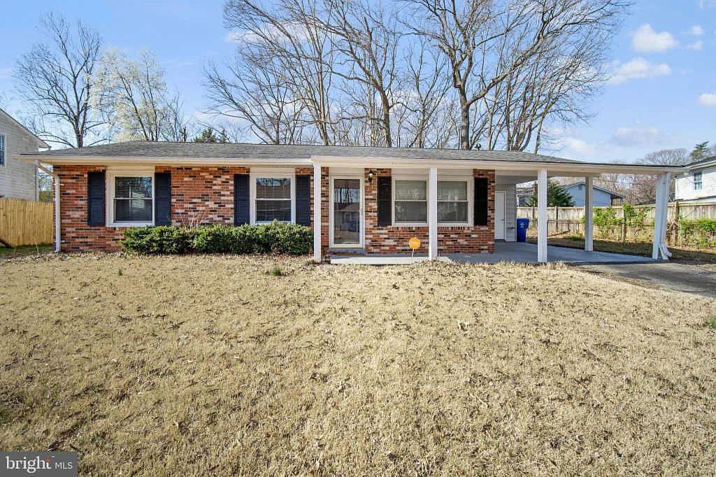 142 Jefferson Rd photo 1