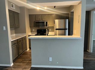 390 Shady Lane Dr #252, Fort Worth, TX 76112