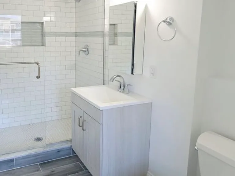 479 Union Ave #1 — Photo 5