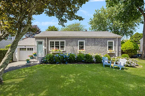 133 Carroll Ave Photo 1