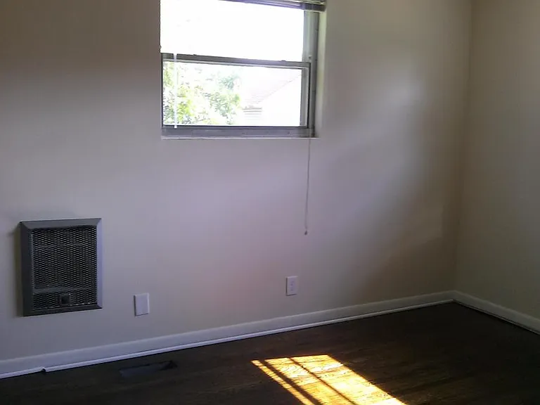 4305 Hunt Dr NW — Photo 10