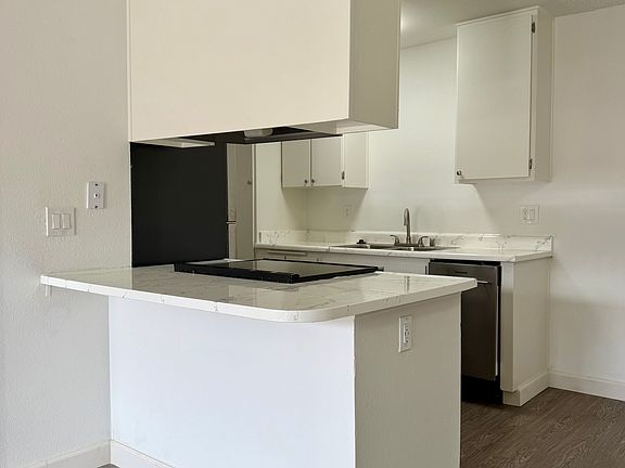 4th image of 9066 Gramercy Dr #66