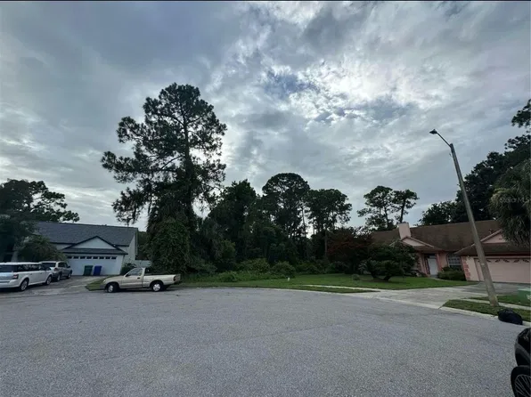 706 W Pinewood Ct, Lake Mary, FL 32746