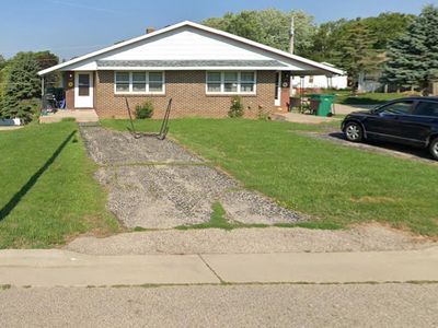 105-107 Ridge Drive, Mount Horeb, WI, 53572