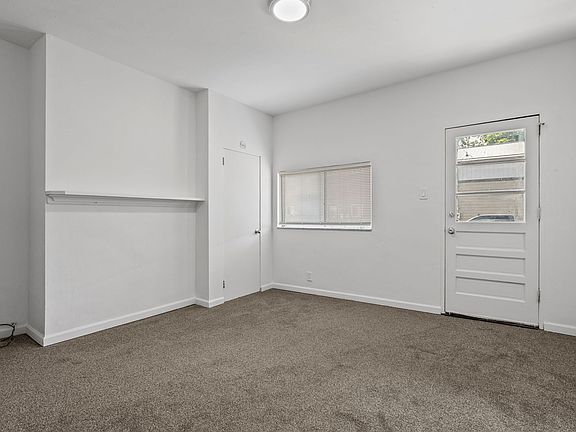 5th image of 17 Sherman St Floor 1