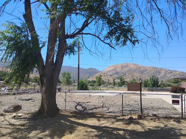 2231 Harnage St, Lake Isabella, CA 93240