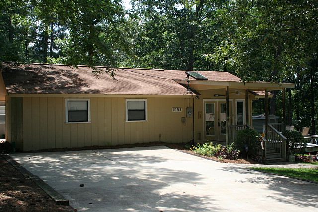1st image of 1094 Jamaica Ct