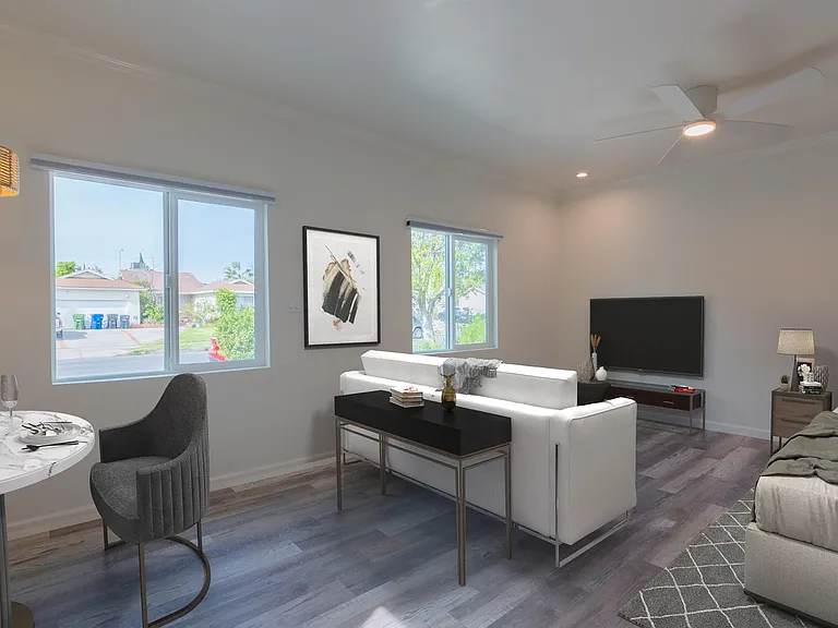 7018 Lurline Ave — Photo 4