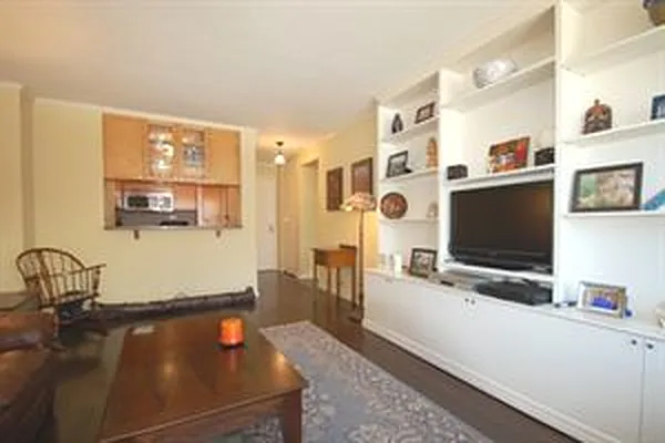 Rented by Douglas Elliman | media 101