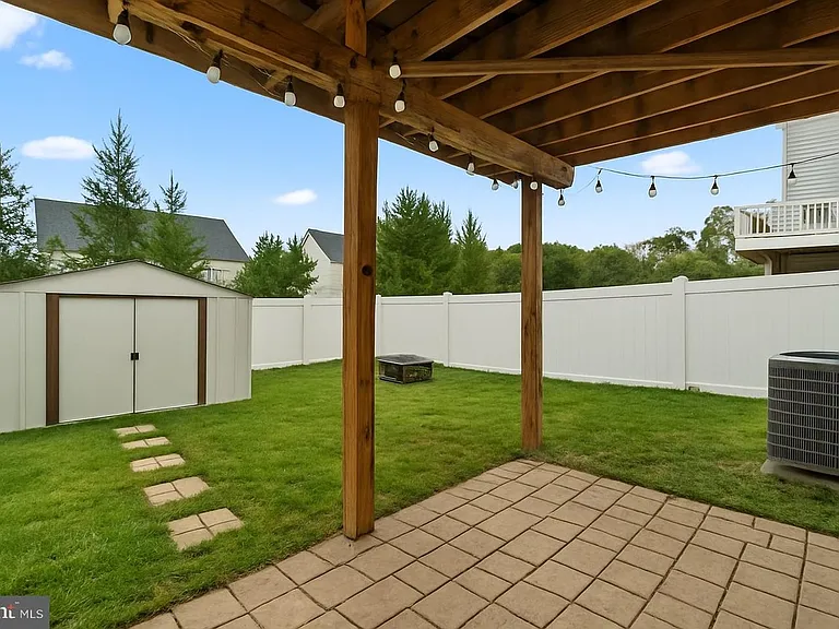 5758 Barts Way — Photo 26