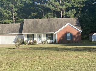 192 Hollow Tree Ln, Byhalia, MS 38611