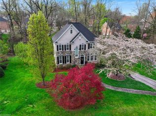 4535 Asbury Place Dr, Clemmons, NC 27012