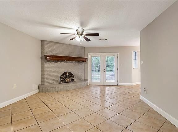 3rd image of 1148 Saint Scholastica Dr