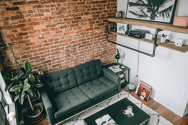 Rented by WRE Group | media 12