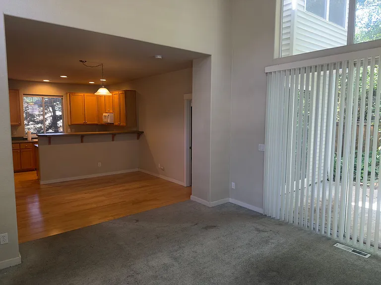 14735 SW Redbud Way — Photo 7