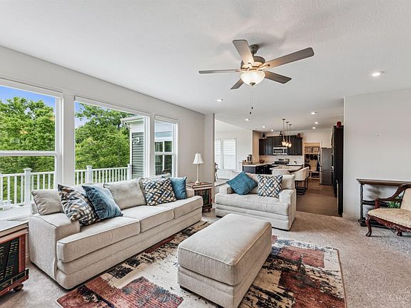 5th image of 7084 Daybreak Dr