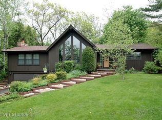 16 Summit Ave, Dundee, IL 60118