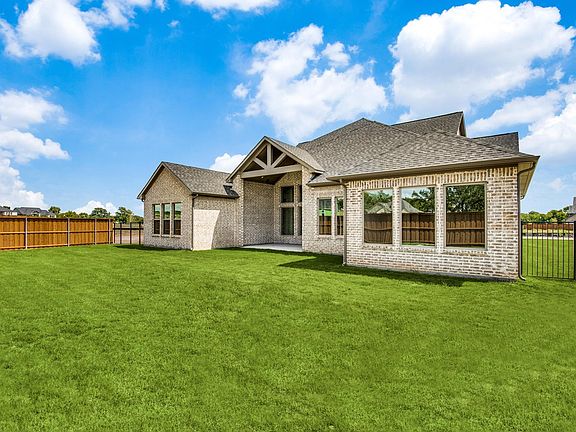 2nd image of 265 Carrington