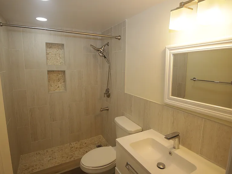 1001 91st St #712 — Photo 10