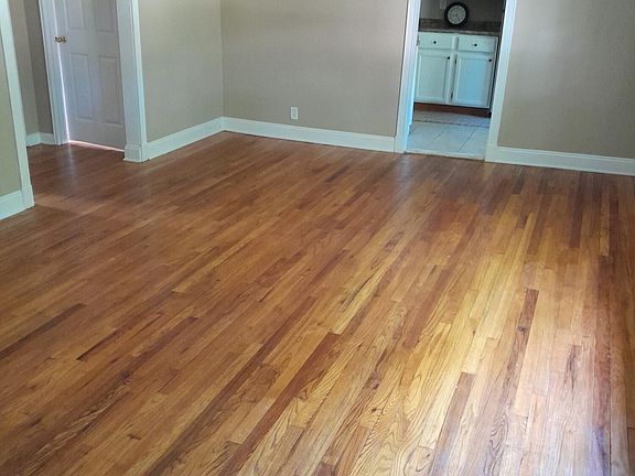 2nd image of 142 South St APT 8B
